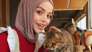 أين أخطأت النسويات بهجومهنّ على عبير الصغير؟