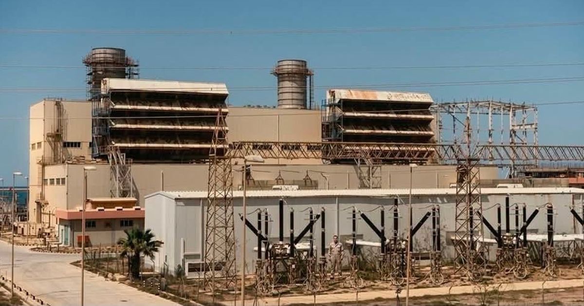 بعد انقطاع واسع للكهرباء.. ليبيا تستعين بمصر للتزود بالطاقة