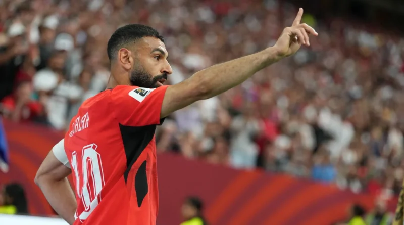 خطوة مفاجئة من بشكتاش تشعل التكهنات بشأن انضمام محمد صلاح