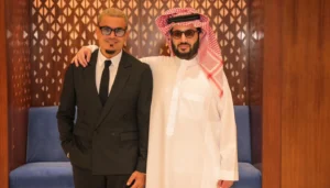 تركي آل الشيخ يفي بوعده لنادر نور في ألبوم عمرو دياب الجديد “حبيتك”