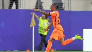 نجم هولندا يصل إلى الهلال… من هو كريسينسيو سامرفيل؟