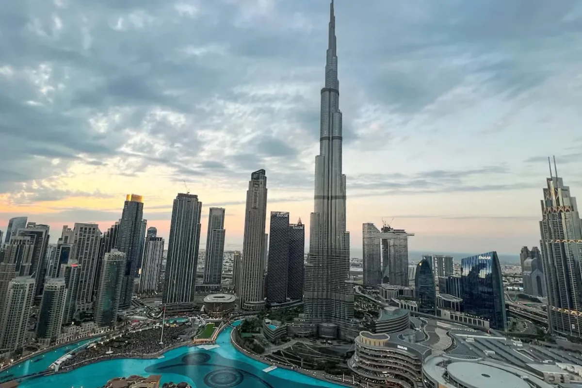 التوسع بالذكاء الاصطناعي يضع دبي في المركز الثاني عالمياً بمؤشر المدن الذكية
