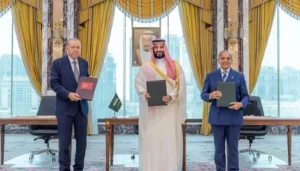 اتفاق الدفاع الثلاثي السعودي-التركي-الباكستاني: منظومة أمنية جديدة للشرق الأوسط