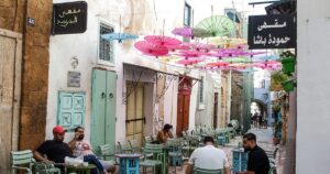 تونس تعلن تراجع نسبة البطالة إلى 14.9% خلال الربع الثاني من العام