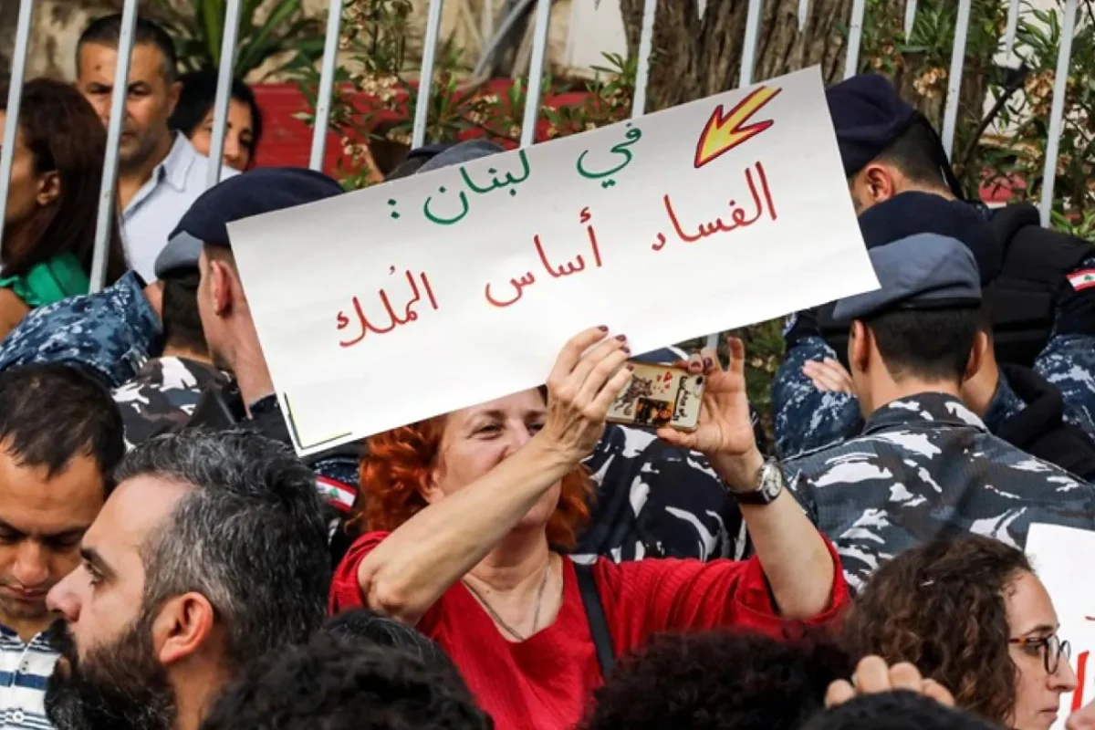 ما بعد الفساد: لماذا يحتاج لبنان قراءةً أعمق لبرنامج صندوق النقد الدولي؟