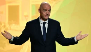 ما موقف الاتحاد السعودي من إنفانتينو ومشروع فيفا؟