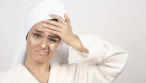 ظهور البثور بعد منتج جديد: Skin Purging أم تحسّس؟