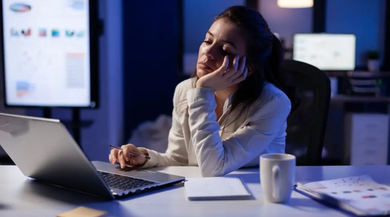 هل جرعة كرياتين تحلّ مشكلة السهر في الحالات الطارئة؟
