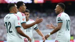 ملخص وأهداف مباراة ريال مدريد ضد ملقا في الدوري الإسباني (فيديو)