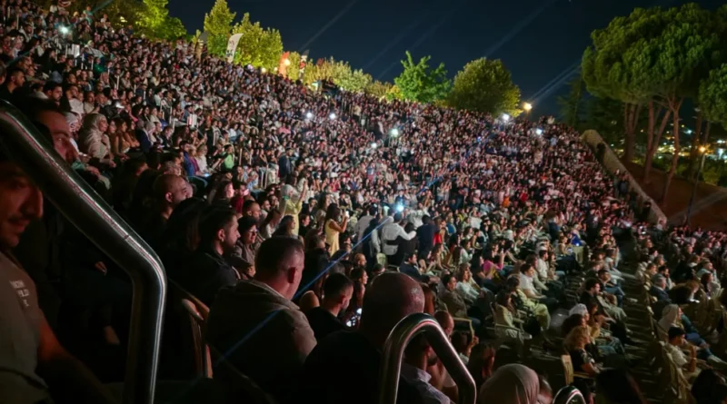 عاصي الحلاني يغنّي في زحلة: حين يتحوّل الفرح إلى “سند”