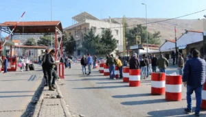 حكومة لبنان تبلّغت مطالب بتسليم فلول من نظام الأسد