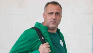 من هو مدرب منتخب الجزائر الجديد إبراهيم حمداني؟