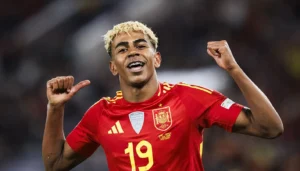كواليس جديدة… كيف حسم يامال اختياره بين إسبانيا والمغرب؟