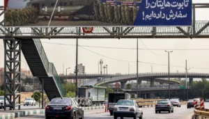 هل يختبر نظام إيران قدرته على تحميل الشعب كلفة الحرب؟