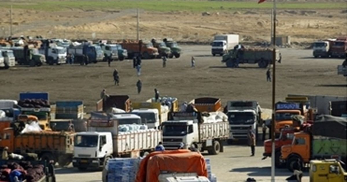 إيران تراهن على إقامة “منطقة تجارة حرة” مع العراق لتجاوز الحصار الأمريكي