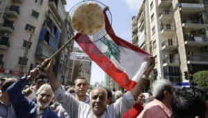 17 تعديلاً لأسعار المحروقات في لبنان… والخبز يقفز إلى 80 ألف ليرة