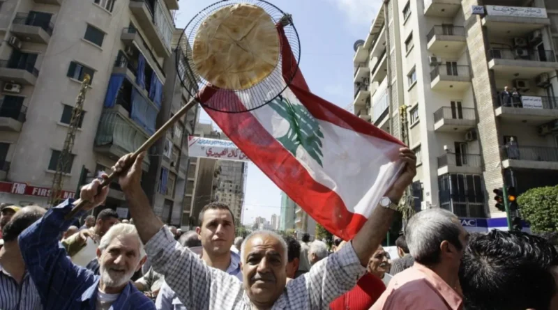 17 تعديلاً لأسعار المحروقات في لبنان… والخبز يقفز إلى 80 ألف ليرة