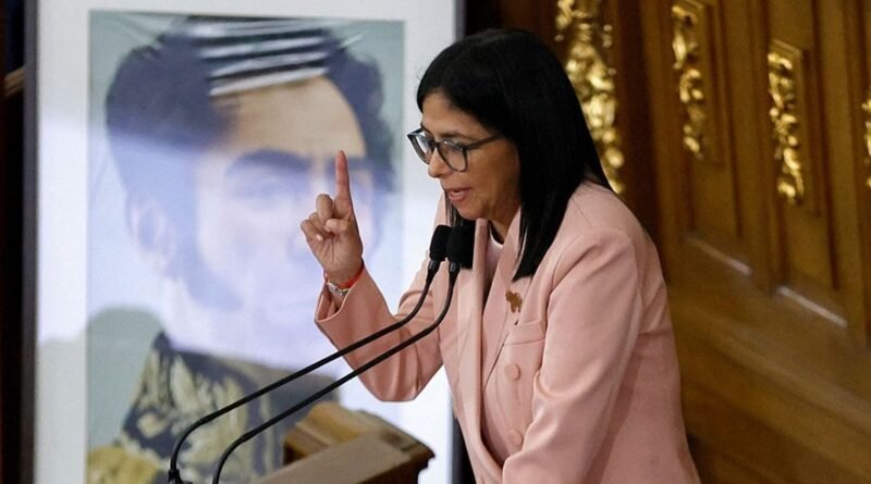 رئيسة فنزويلا المؤقتة توقع مذكرة تفاهم مع “توتال إنرجيز”