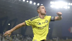 اجتماعات سرية وأرقام صادمة… هل يصبح رونالدو مالكاً في نادي النصر؟