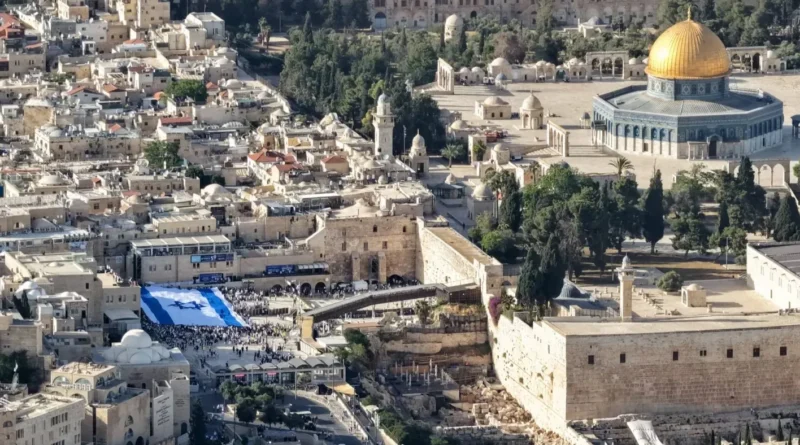 هل للقهوة طعم آخر في القدس؟