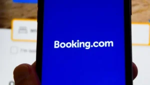 ثغرات الاحتيال في “Booking.com”… لماذا فتح الاتّحاد الأوروبي تحقيقاً؟
