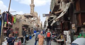 الحكومة المصرية تستهدف مضاعفة الحد الأدنى للأجور.. كم سيبلغ؟
